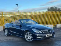 Usado Mercedes E350 265 HP (194 kW) 2012 Azul Cabrios