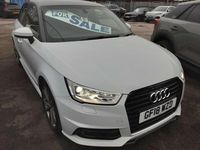 Used Audi A1 Sportback Black Edition 125 HP (91 kW) 2018 White Hatchback