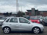 Used Vauxhall Corsa SRi 90 HP (66 kW) 2005 Silver Hatchback