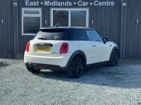 Usado Mini Cooper D Hatch 116 HP (85 kW) 2016 Branco Citadino