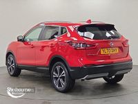 Used Nissan Qashqai N-Connecta 160 HP (117 kW) 2021 Red SUV