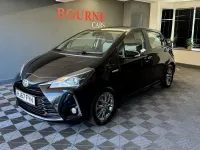 Used Toyota Yaris 100 HP (73 kW) 2017 Black Hatchback