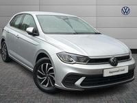 Begagnad VW Polo Life 95 HK (69 kW) 2023 Silver Halvkombi