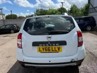 Used Dacia Duster Prestige 125 HP (91 kW) 2016 White SUV
