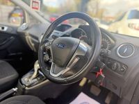 Used Ford Fiesta Zetec 100 HP (73 kW) 2017 Blue Hatchback