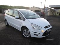 Used Ford S-MAX Zetec 2015 White MPV