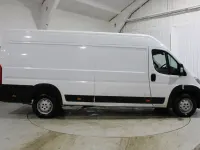 Used Vauxhall Movano 140 HP (102 kW) 2023 White MPV