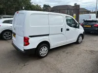 Used Nissan NV200 Acenta 90 HP (66 kW) 2018 White MPV