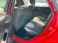 Used Ford Focus Zetec 125 HP (91 kW) 2011 Red Hatchback