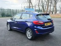Begagnad Ford Fiesta Zetec 2018 Blå Halvkombi