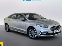 Usado Ford Mondeo Zetec 188 CV (138 kW) 2021 Plateado Berlina
