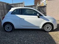 Gebraucht Fiat 500 Lounge 69 PS (50 kW) 2017 Weiß Kleinwagen