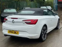 Used Vauxhall Cascada Elite 170 HP (125 kW) 2014 White Cabriolet