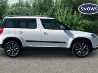 Used Skoda Yeti Outdoor SE Drive 110 HP (80 kW) 2017 White SUV