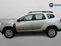 Used Dacia Duster Comfort 90 HP (66 kW) 2022 Grey SUV