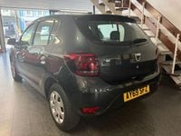Used Dacia Sandero Essentiel 90 HP (66 kW) 2019 Grey Hatchback
