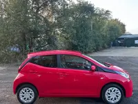 Used Toyota Aygo X-play 72 HP (52 kW) 2019 Red Hatchback