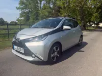 Second-hand Toyota Aygo X-clusiv 2018 Argintiu Hatchback