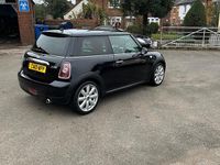 Usado Mini Cooper Hatch 2010 Preto Citadino