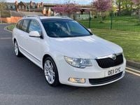 Used Skoda Superb Elegance 170 HP (125 kW) 2011 White Estate