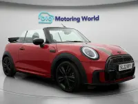 Używany Mini Cooper Cabriolet Sport 136 KM (100 kW) 2022 Czerwony Kabriolet