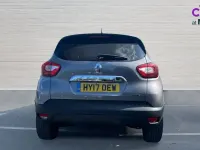 Usado Renault Captur Dynamique 110 HP (80 kW) 2017 Cinzento SUV