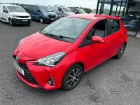 Used Toyota Yaris 111 HP (81 kW) 2019 Red Hatchback