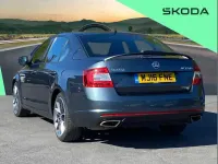 Usado Skoda Octavia vRS 220 HP (161 kW) 2016 Cinzento Carrinha