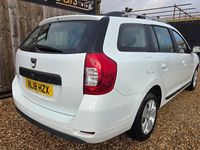 Used Dacia Logan MCV Lauréate 73 HP (53 kW) 2018 White Estate