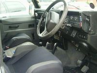 Used Land Rover Defender 90 HP (66 kW) 1998 SUV
