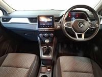 Second-hand Renault Captur LIMITED 91 CP (66 kW) 2022 Argintiu SUV