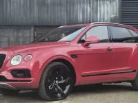 Used Bentley Bentayga 608 HP (447 kW) 2018 Red SUV