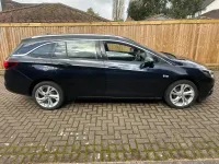 Używany Vauxhall Astra SRi 150 KM (110 kW) 2019 Niebieski Kombi
