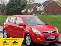 Used Hyundai i20 Style 99 HP (72 kW) 2010 Red Hatchback