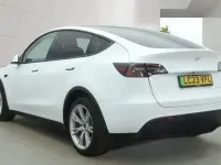 Used Tesla Model Y Long Range AWD 378 kW (514 HP) 2023 White SUV
