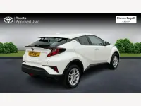Used Toyota C-HR 122 HP (89 kW) 2023 White SUV