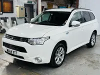Used Mitsubishi Outlander P-HEV 2014 White Estate