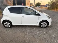 Used Toyota Aygo Style 68 HP (50 kW) 2014 White Hatchback