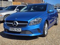 Used Mercedes A180 122 HP (89 kW) 2016 Blue Hatchback