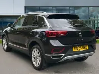 Used VW T-Roc Style 150 HP (110 kW) 2025 Deep black pearlescent SUV