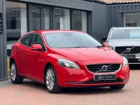 Usado Volvo V40 SE 2013 Vermelho Carrinha