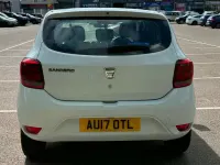 Used Dacia Sandero Ambiance 90 HP (66 kW) 2017 White Hatchback