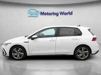 Second-hand VW Golf VIII R-line 150 CP (110 kW) 2022 Alb Hatchback