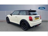 Used Mini Cooper Classic 136 HP (100 kW) 2019 White Hatchback