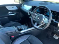Begagnad Mercedes EQA250 AMG line 139 kW (190 HK) 2022 Svart SUV