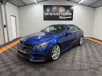 Usado Mercedes E220 AMG line 2016 Azul Coupé