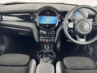 Usado Mini Cooper Sport 136 CV (100 kW) 2022 Rojo Utilitario