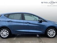 Second-hand Ford Fiesta Trend 101 CP (74 kW) 2022 Albastru Hatchback