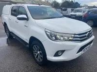 Used Toyota HiLux 150 HP (110 kW) 2020 White Pickup