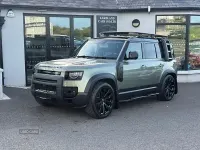 Used Land Rover Defender SE 200 HP (147 kW) 2021 Green SUV